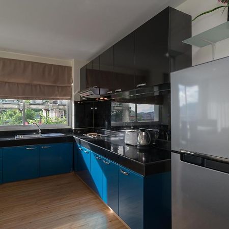 Goldstone Residency Patong , Phuket Exterior foto