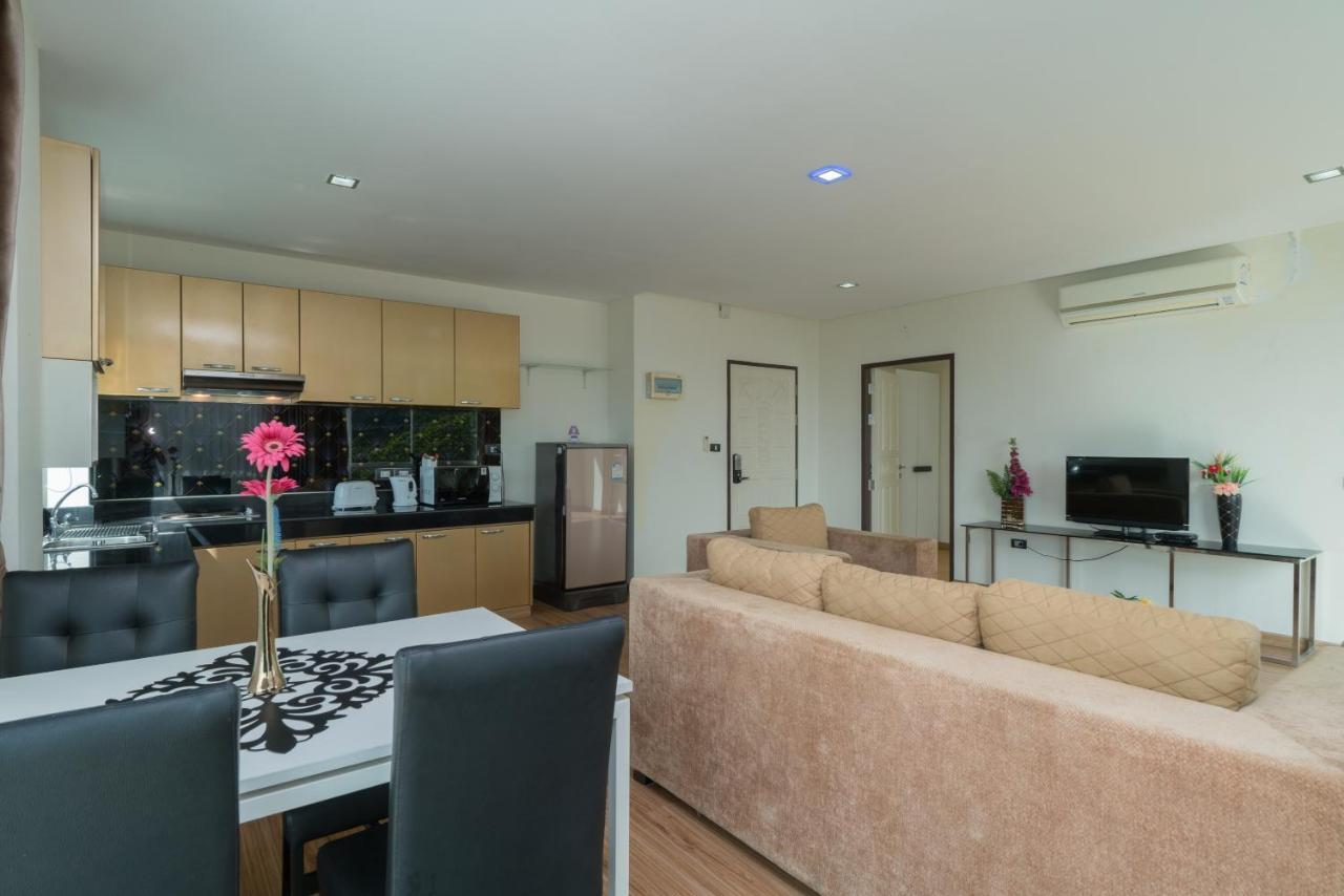 Goldstone Residency Patong , Phuket Exterior foto
